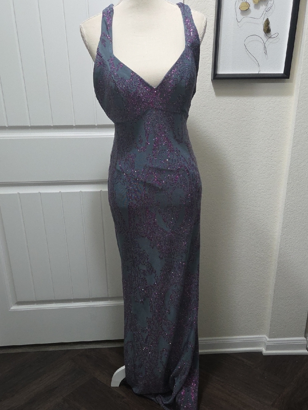 Elegant Sleeveless V-Neck Evening Gown in Gray and Purple